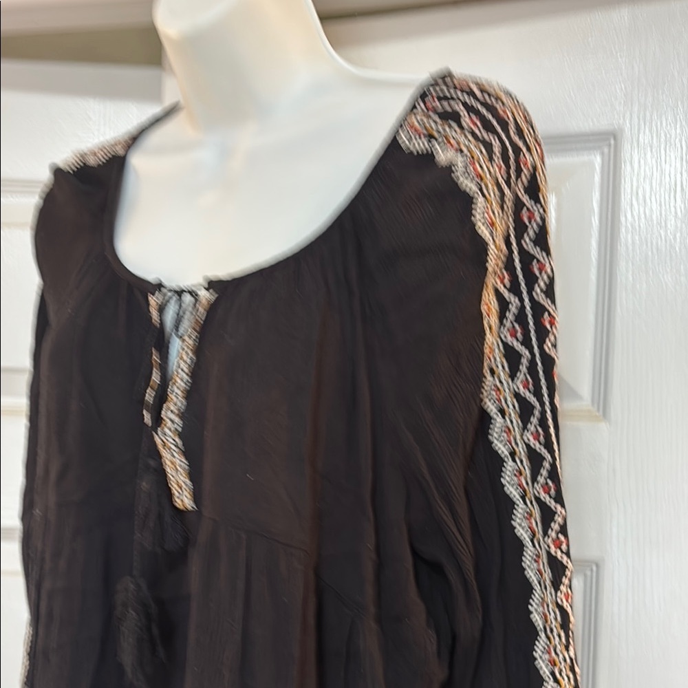 Old Navy Boho Black Women's Top size Medium